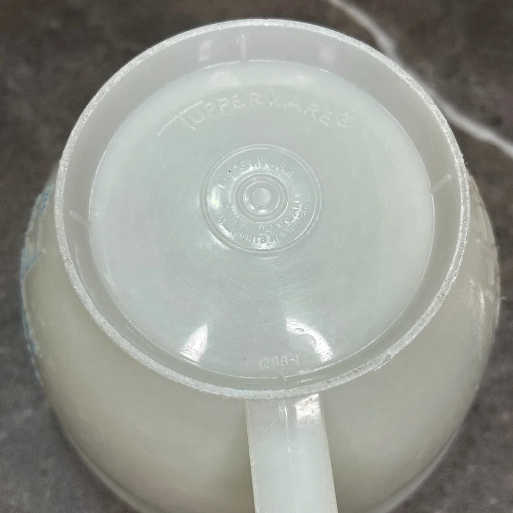 Vintage Tupperware Mix-N-Stor 1 Liter Measuring Pitcher 4 Cup 32 oz 1298-1 White